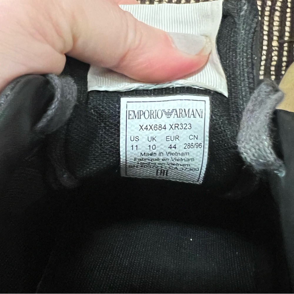 Emporio Armani Black and White Men's Dress Sneakers (Worn once) - Picture 5 of 7